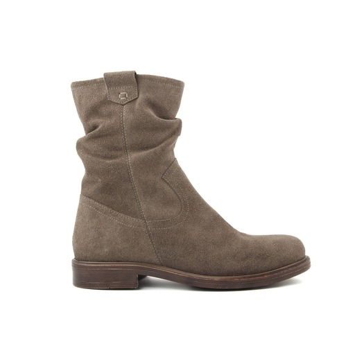 FAV_VCC005_SUEDE