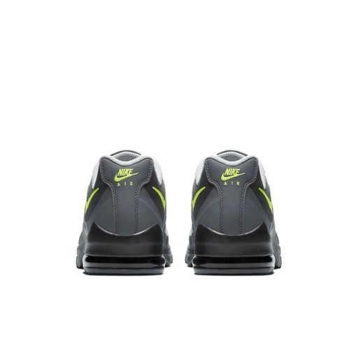 NIKE AIR MAX INVIGOR
