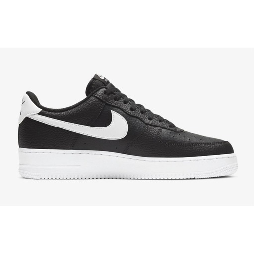 NIKE AIR FORCE 1 '07