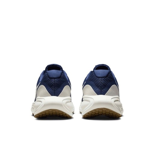 NIKE  REVOLUTION 8