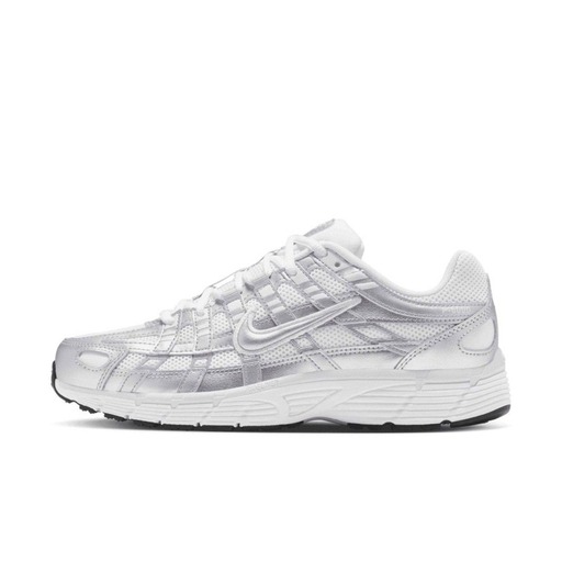 NIKE W  P-6000