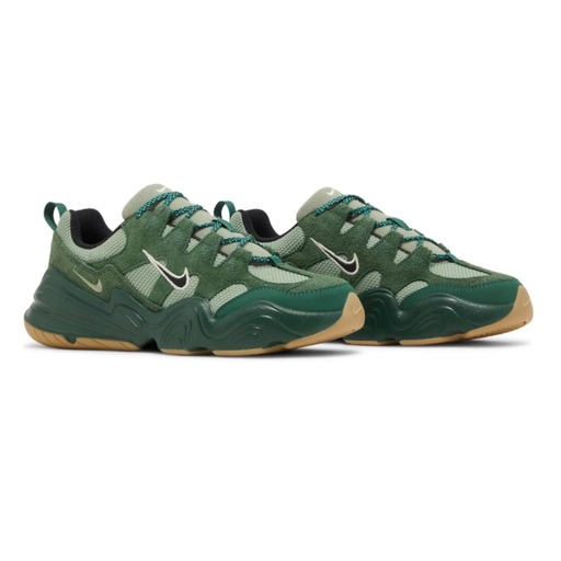 W NIKE TECH HERA