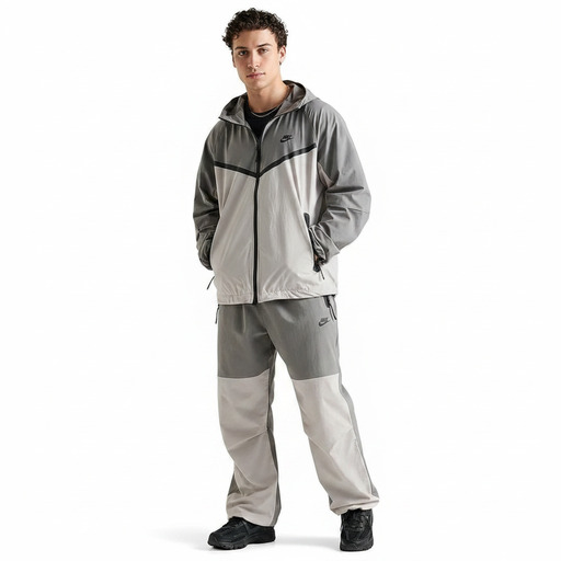 Nike Sportswear Tech